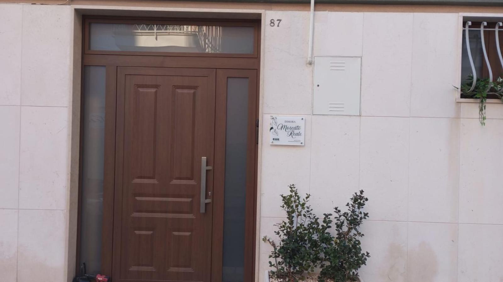 Dimora Moscato Reale Trani Exterior foto